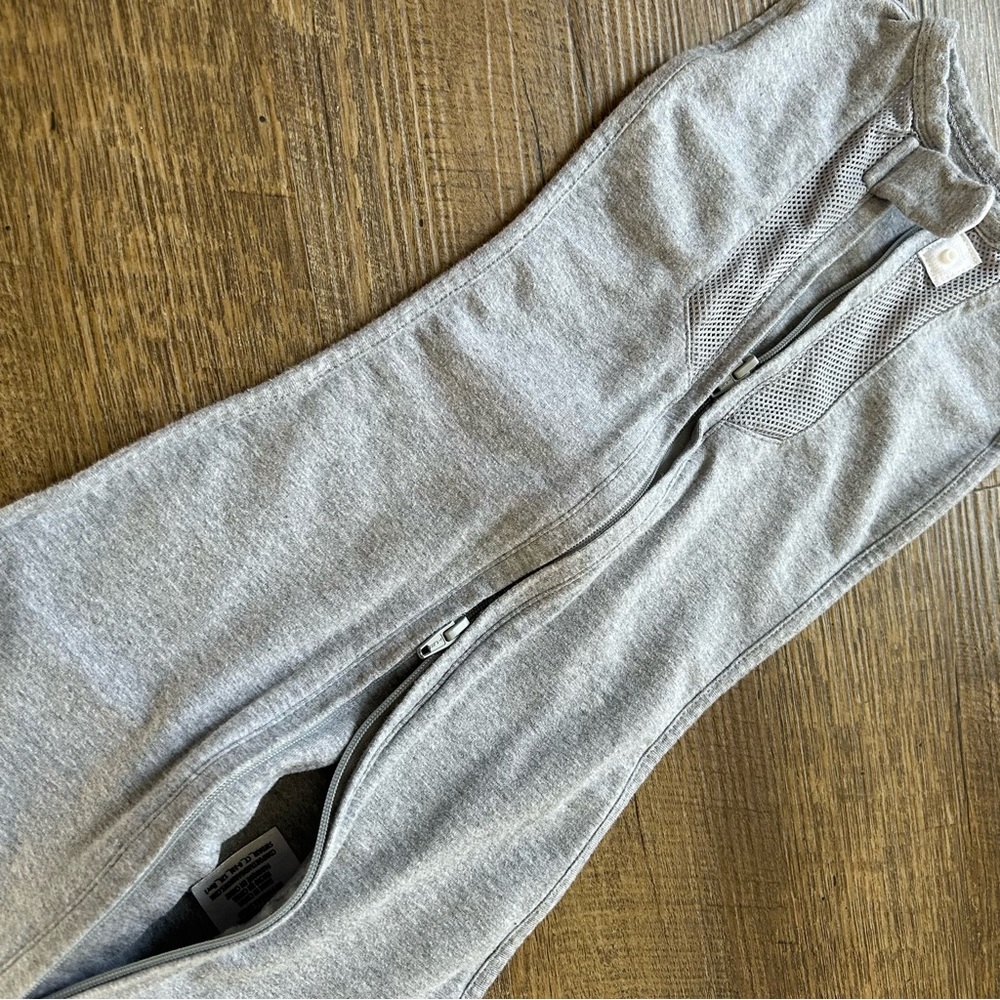 Comfort & Harmony Peanut Air Swaddle Gray 0-3 Month Swaddle Sleep Sack Sleeper - Picture 3 of 8